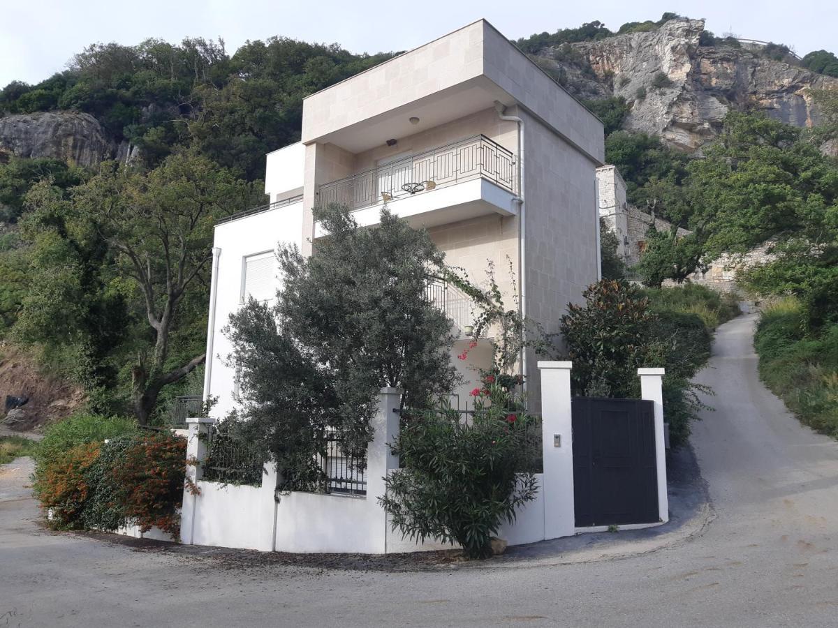 Petrovac Apartments Villa Simonovic מראה חיצוני תמונה