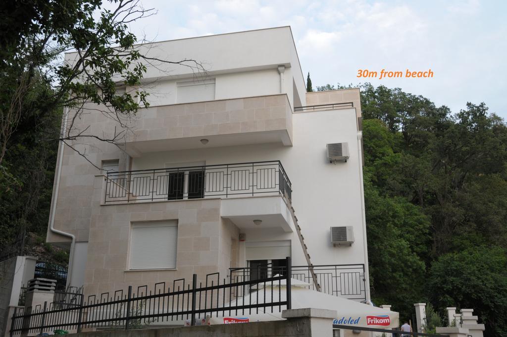 Petrovac Apartments Villa Simonovic מראה חיצוני תמונה