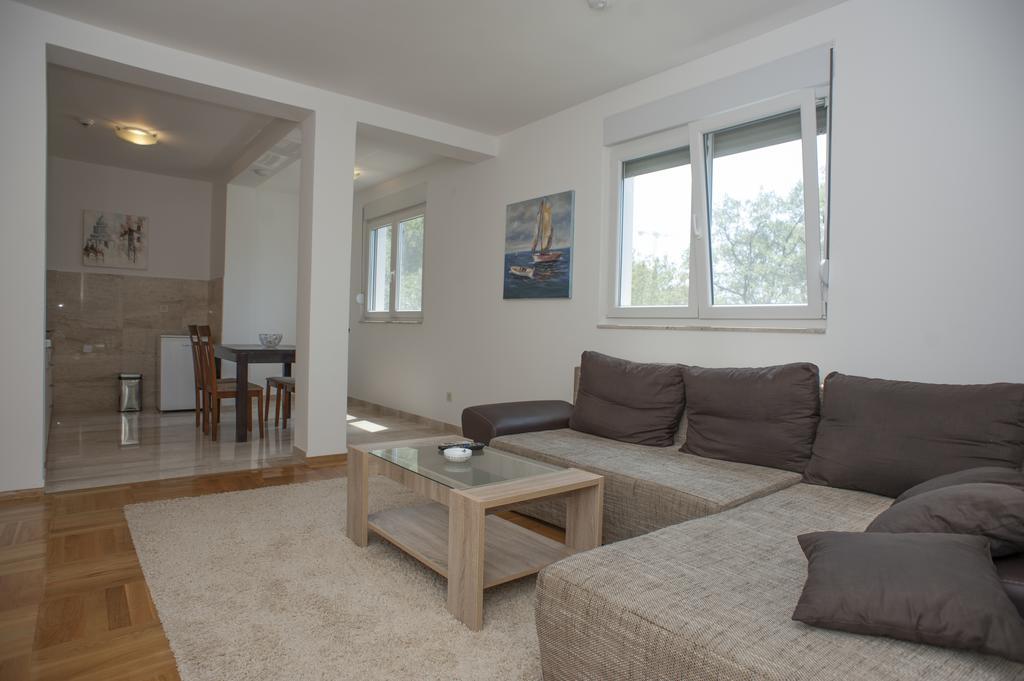 Petrovac Apartments Villa Simonovic מראה חיצוני תמונה