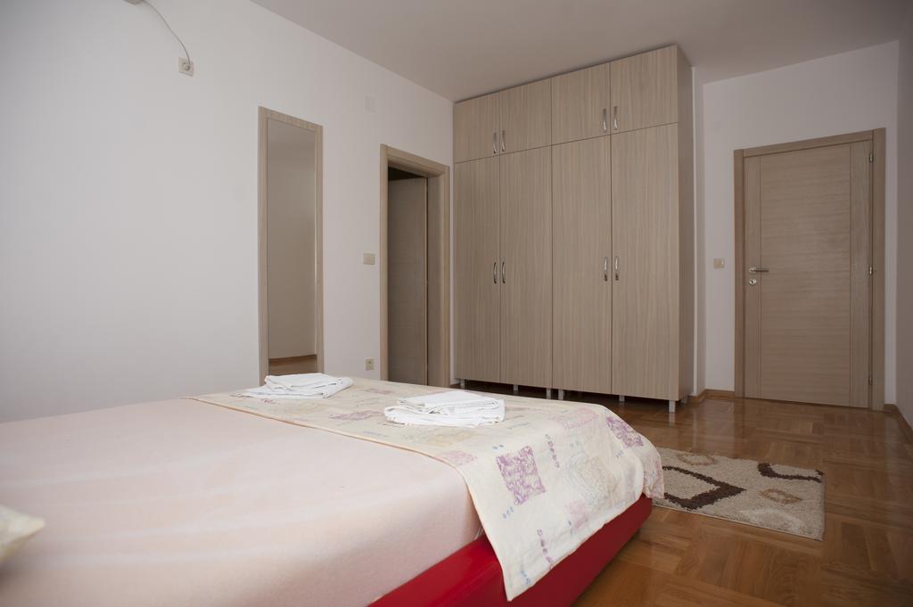 Petrovac Apartments Villa Simonovic מראה חיצוני תמונה