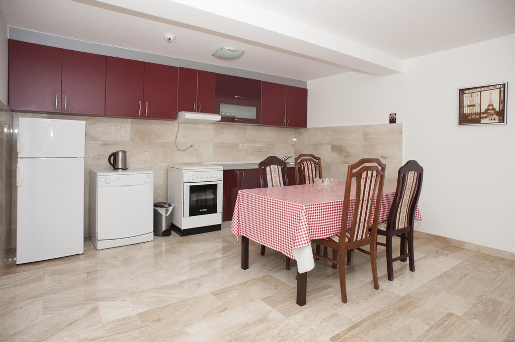 Petrovac Apartments Villa Simonovic מראה חיצוני תמונה