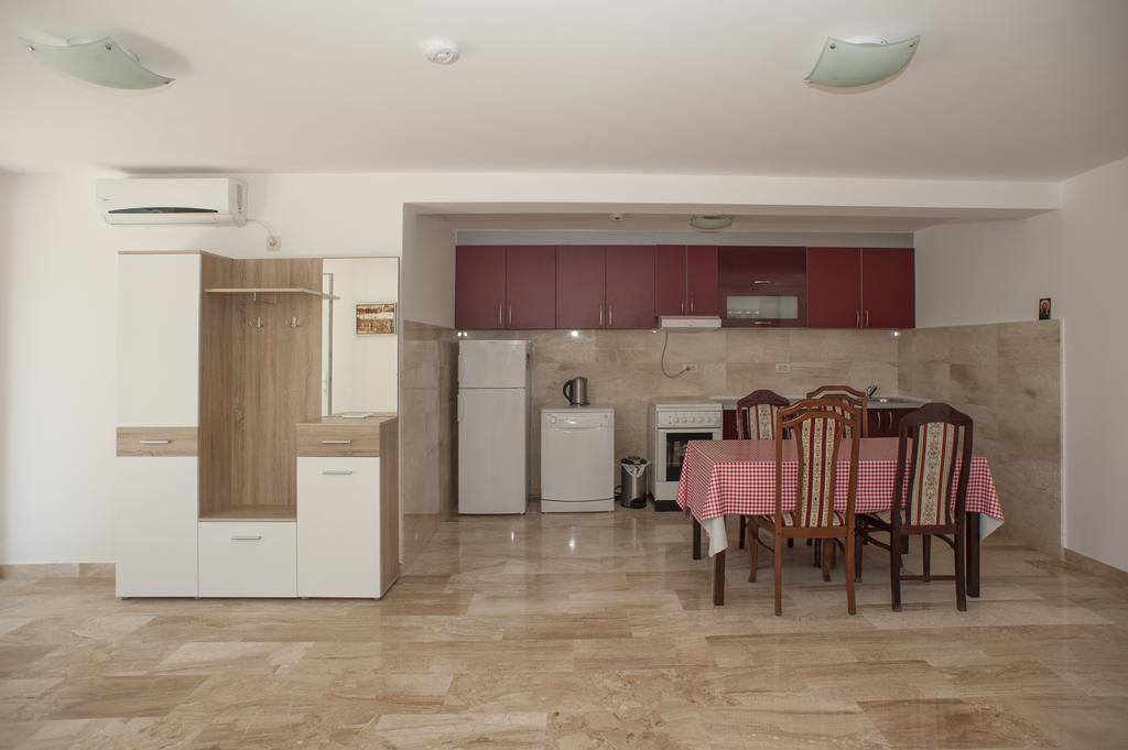 Petrovac Apartments Villa Simonovic מראה חיצוני תמונה
